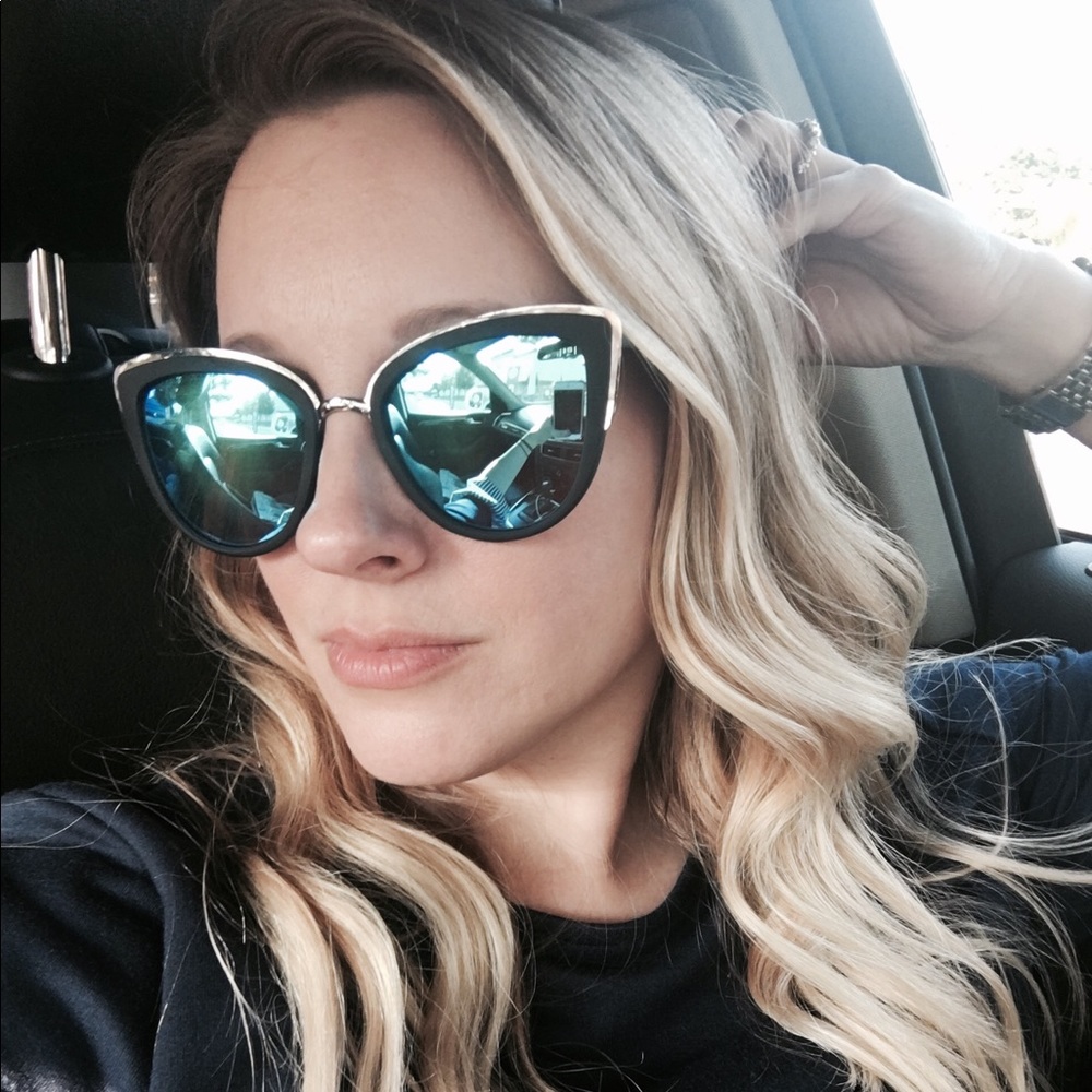 Meet your Posher, Simply Posh Shop